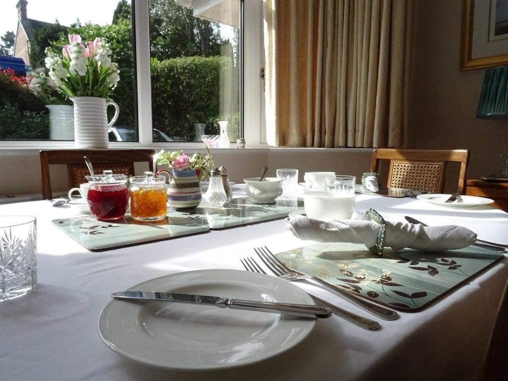 Honey Lodge Broadstone Dış mekan fotoğraf