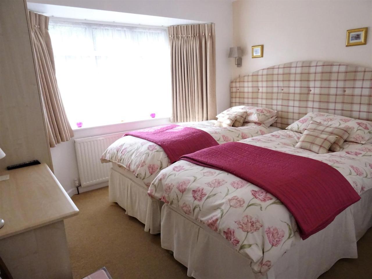 Honey Lodge Broadstone Dış mekan fotoğraf